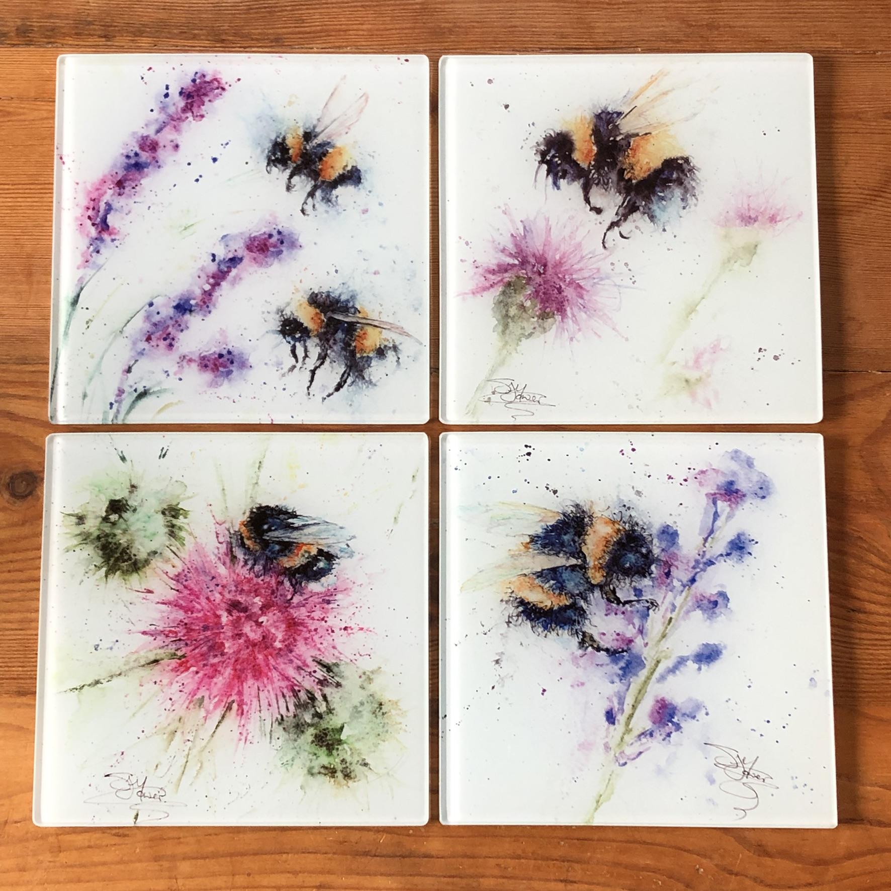 set of bee table mats