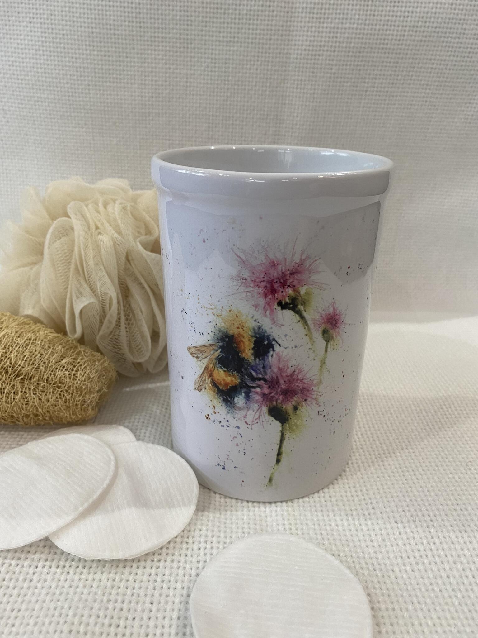 bees and flowers toothbrush holder