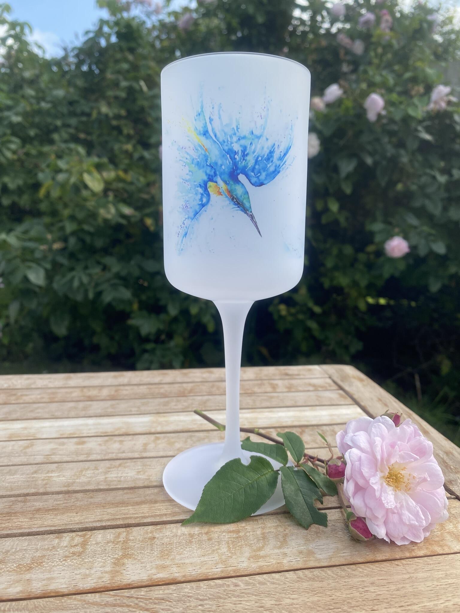 kingfisher watercolour wine glass
