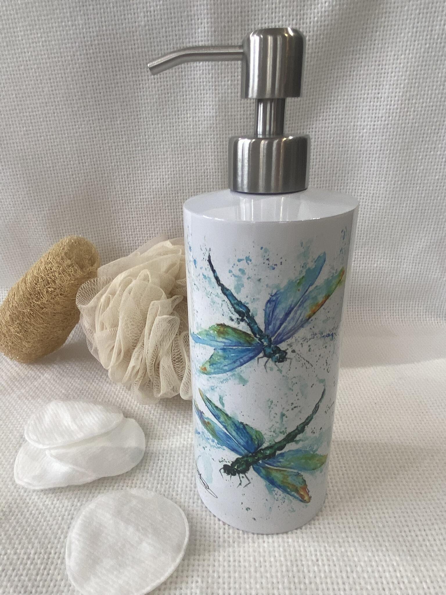 dragonfly pump with bathroom accessories