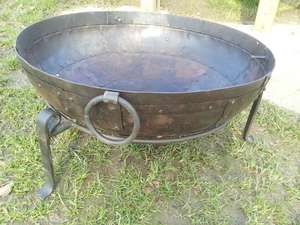 80cm Fire Bowl Set on Stand no Grill