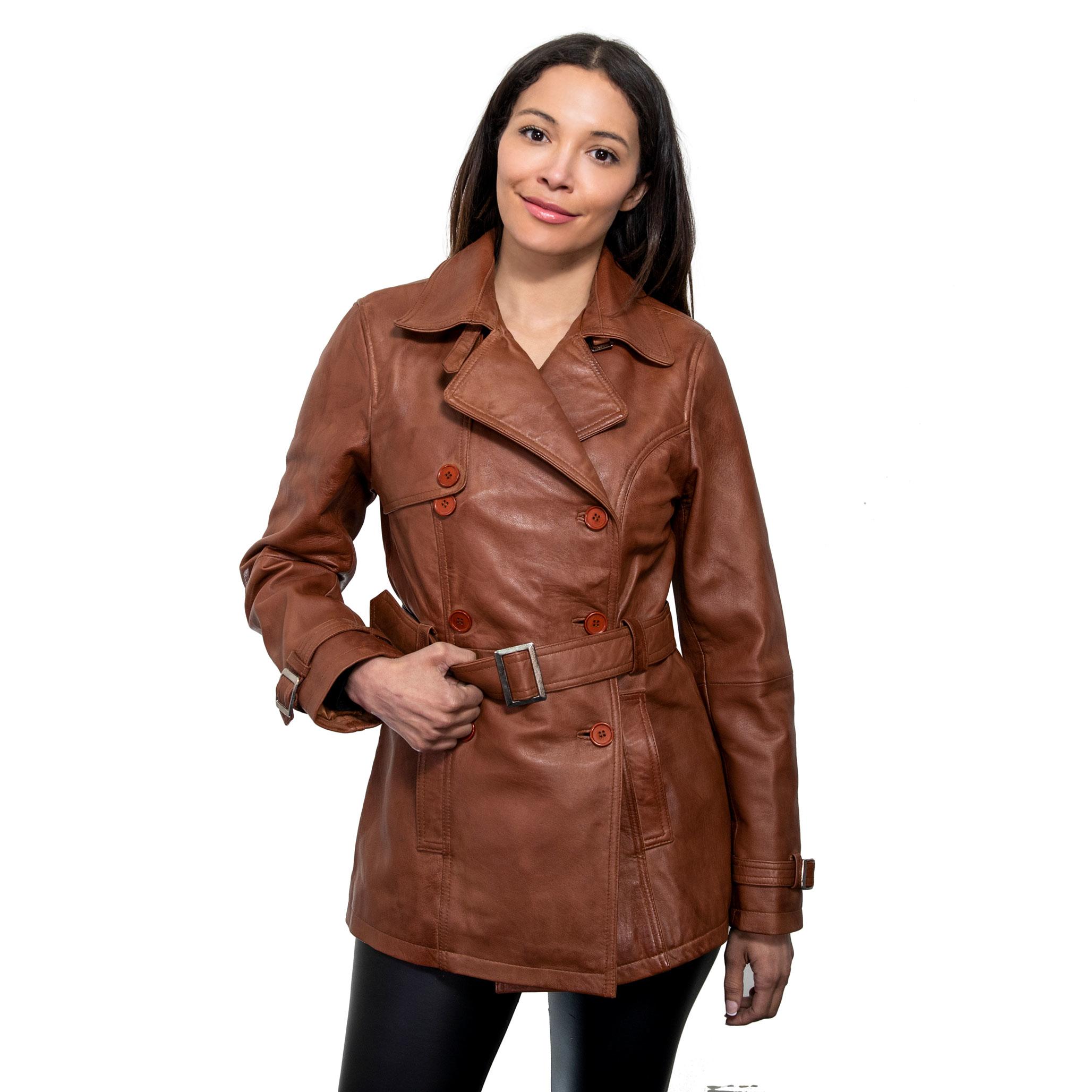 A womens mid-length, elegant leather overcoat in tan. Buttoned double breasted fastening, supplemented by a belted fastening.