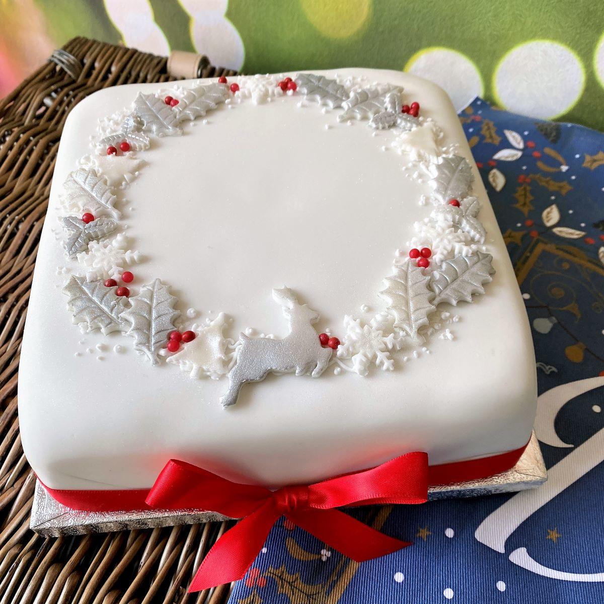 Holly & Berries Pattern Christmas Cake Tin