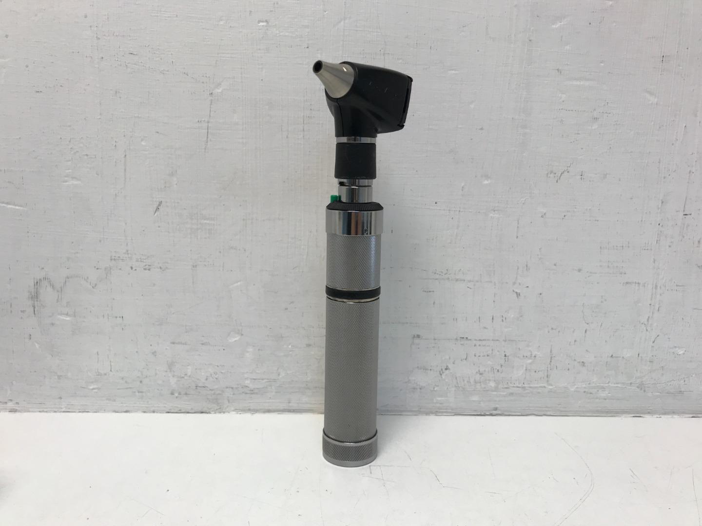 Welch Allyn Otoscope