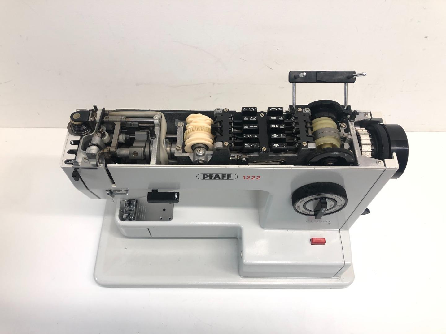 Pfaff 1222 Electric Sewing Machine