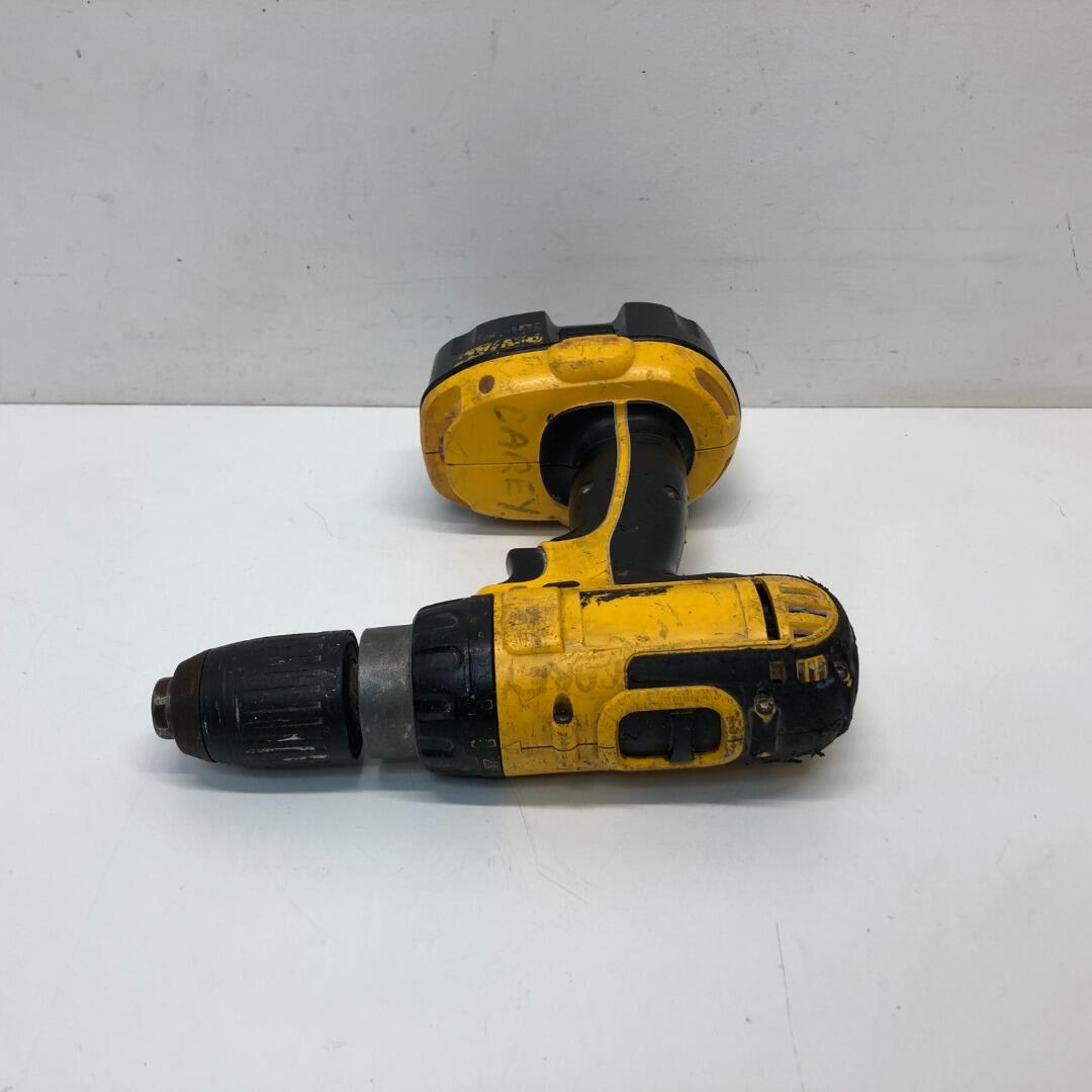 DeWalt 18V NiCd Cordless Hammer Drill