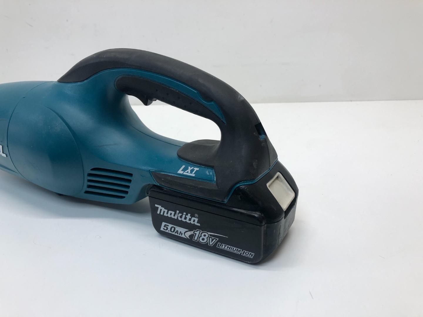 Makita DCL180 Cordless Vacuum Cleaner