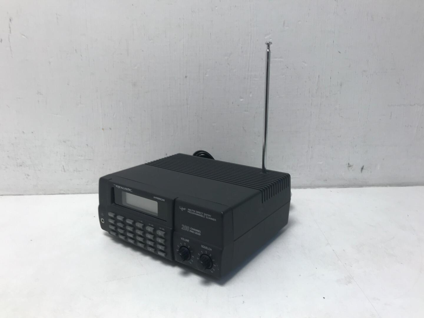 Realistic Pro2039 Programmable Scanner