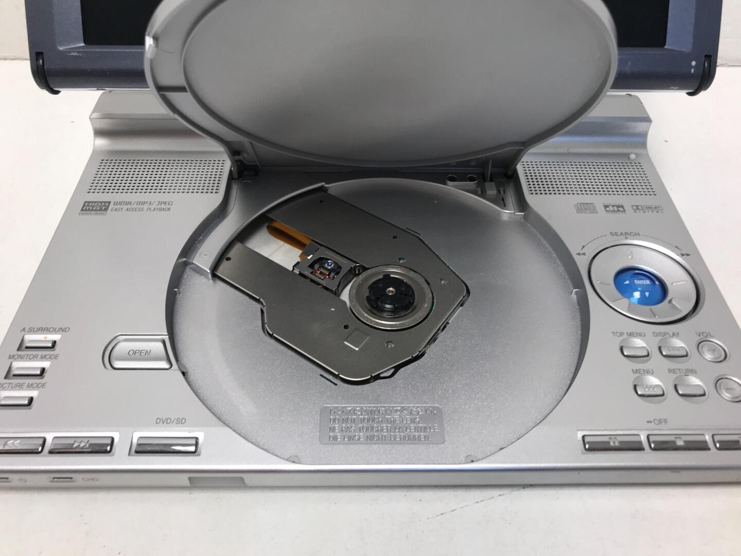 Panasonic DVD-LX9 9'' Portable DVD Player - Parts or Spares