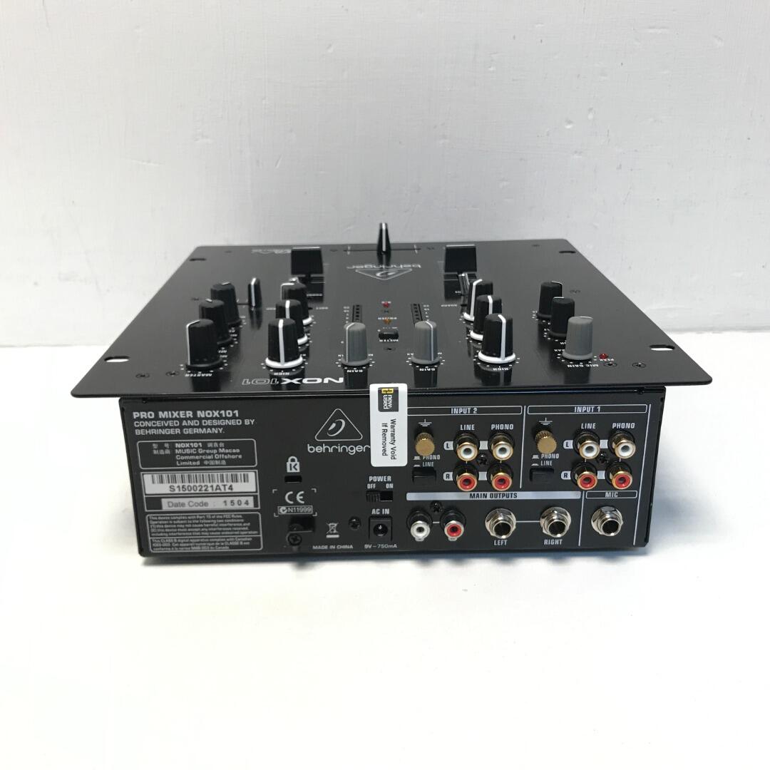 Behringer NOX101 DJ Mixer