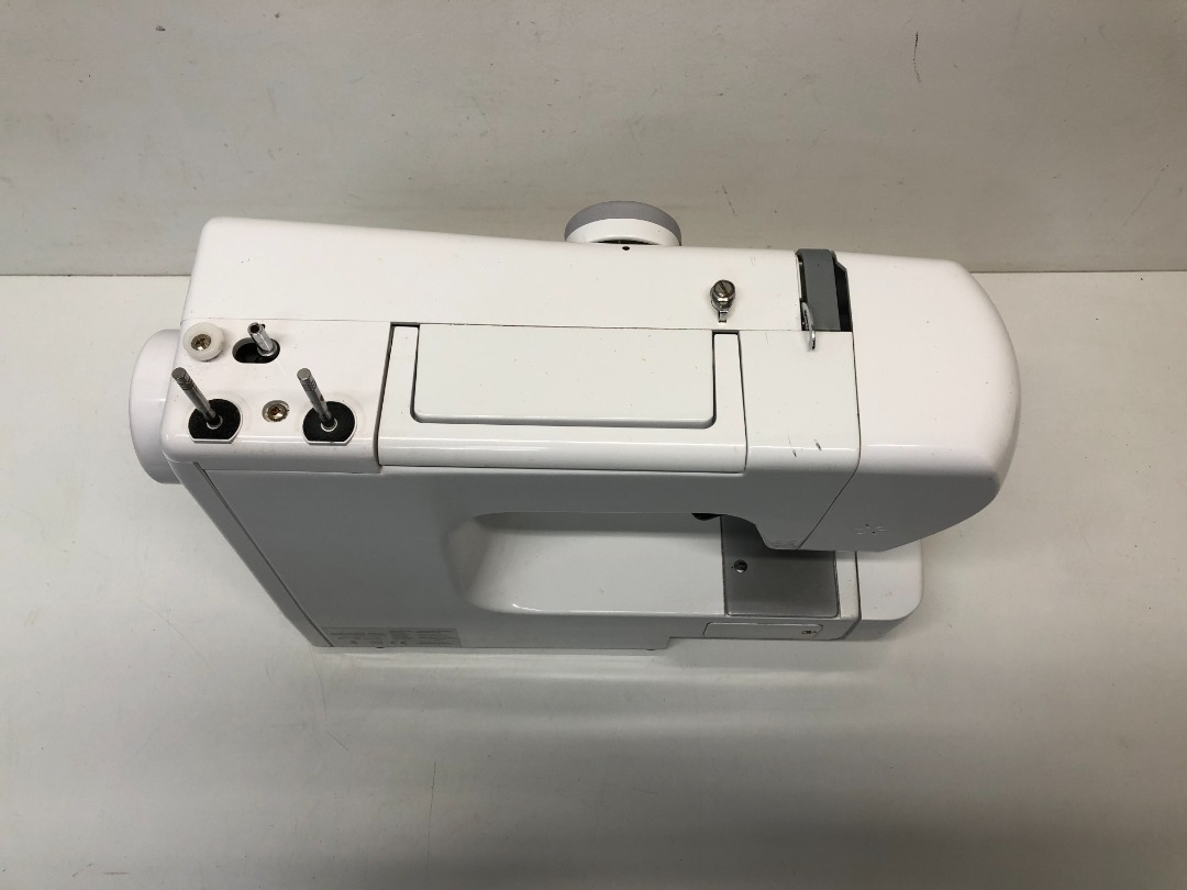 E & R Classic KPN400 Electric Sewing Machine