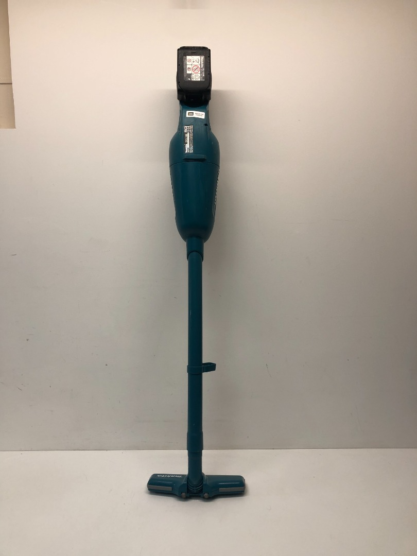 Makita DCL180 Cordless Vacuum Cleaner