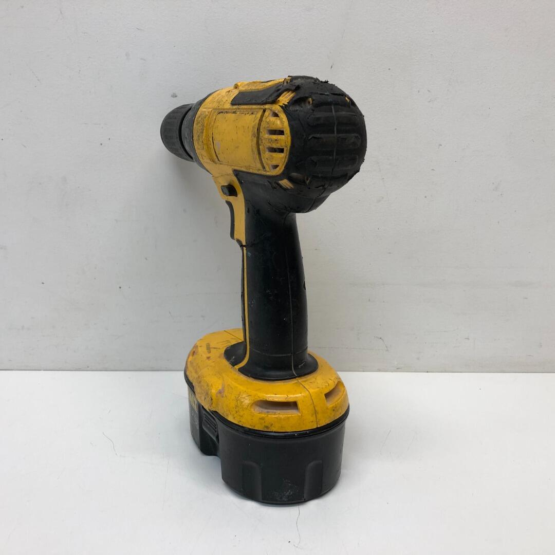DeWalt 18V NiCd Cordless Hammer Drill