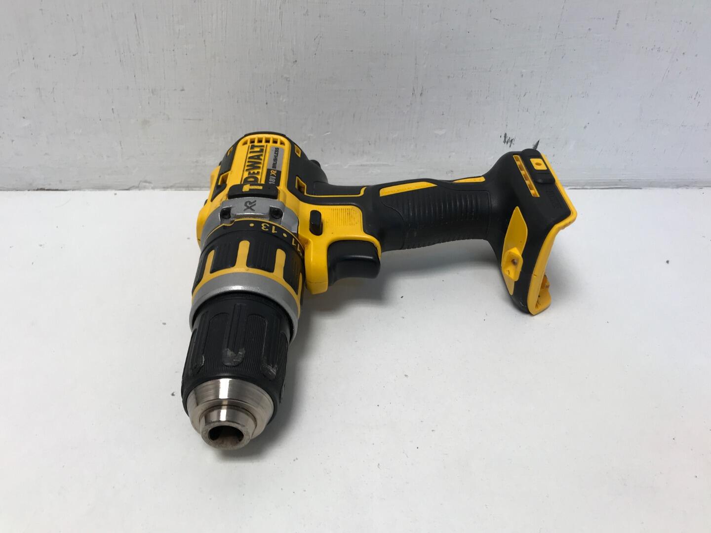 DeWalt DCD795 XR Lithium Ion Cordless Hammer Drill