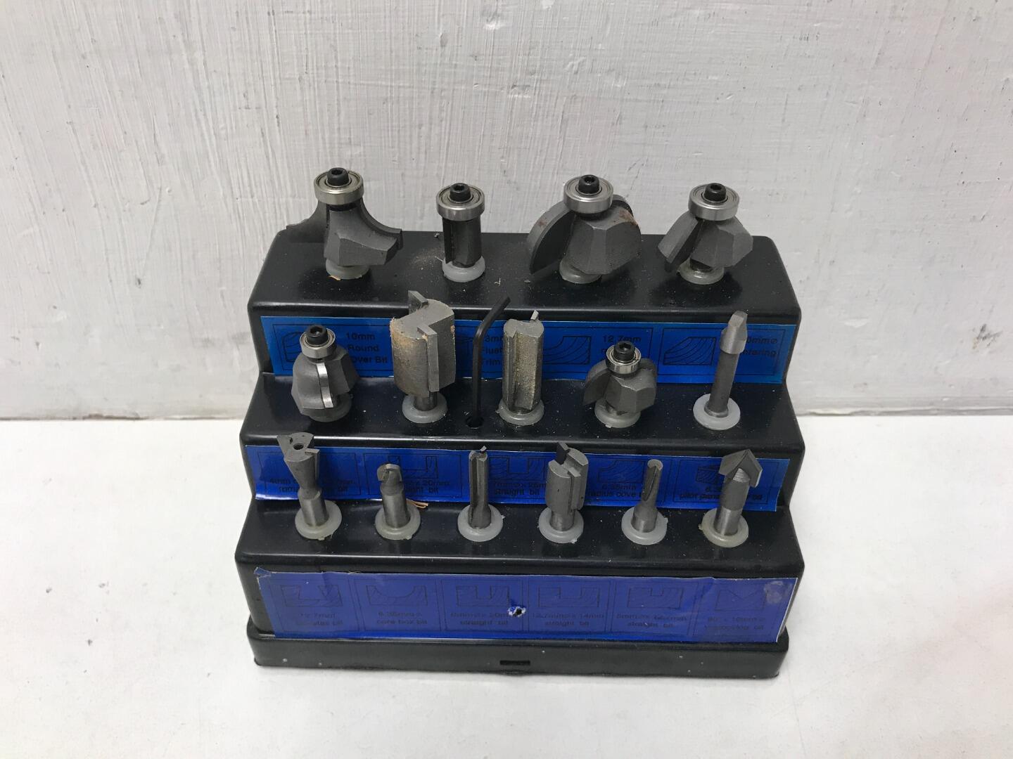 NuTool RB1514 15pc 1 4 Router Bit Set