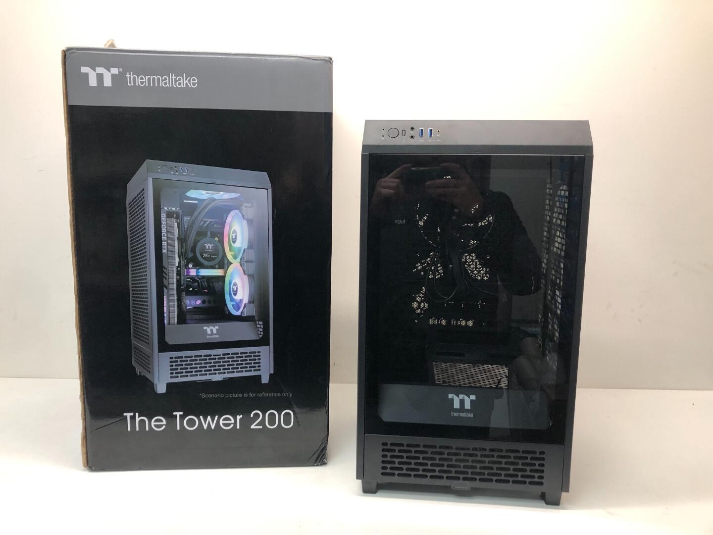 ThermalTake The Tower 200 Mini Chassis