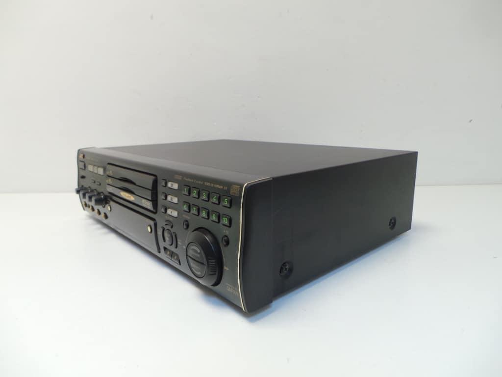 Lecteur CD / Vidéo Karaoké JVC XL-MV303BK – 3 Plateaux – Japonais – Occasion