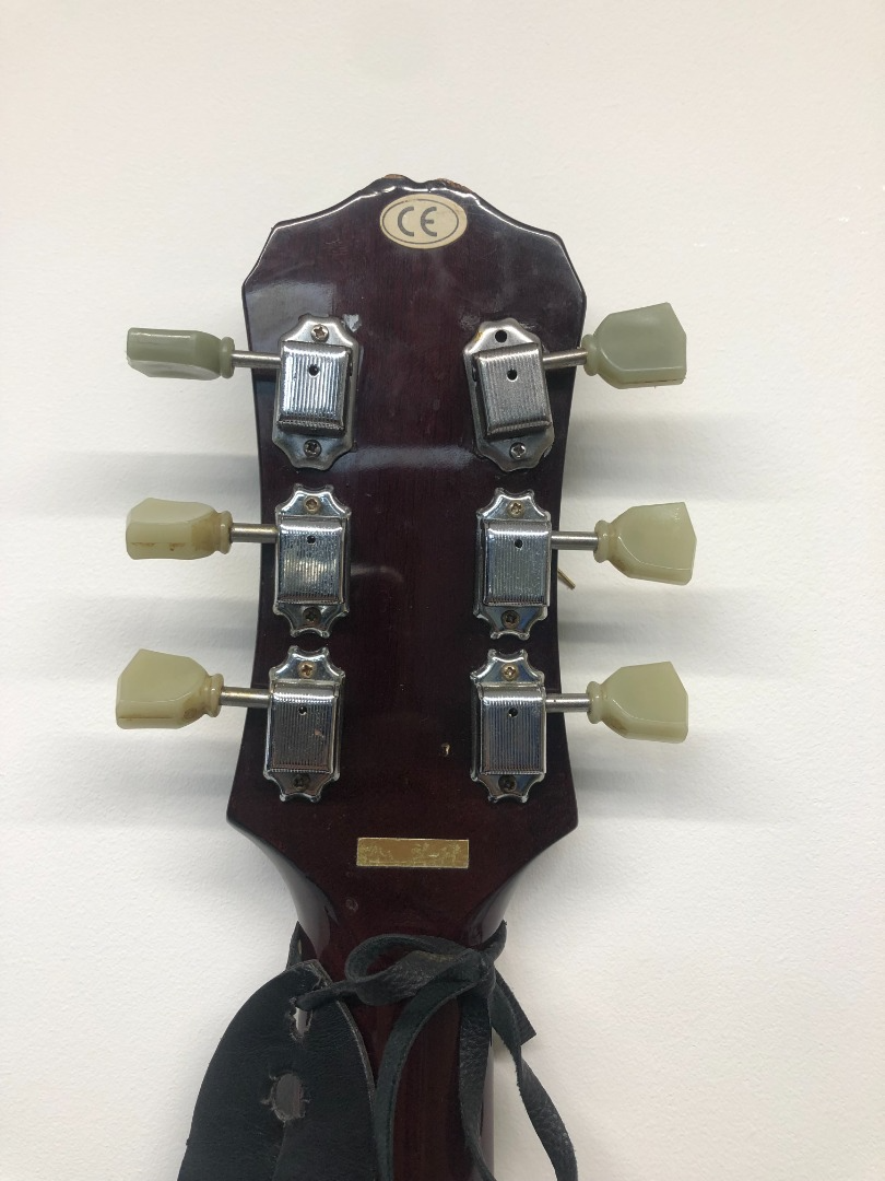 Epiphone Humming Bird Acoustic Guitar