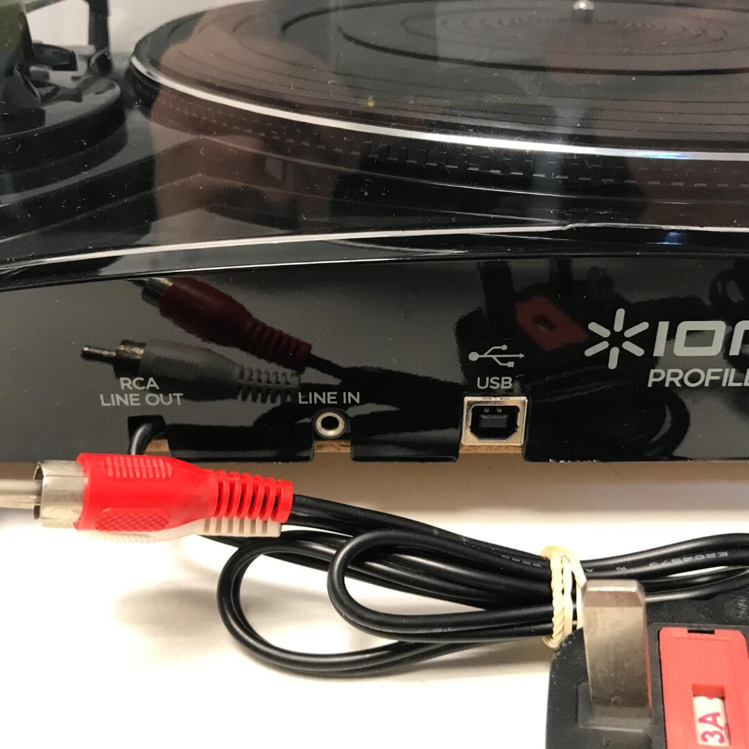 Ion Profile Pro USB Turntable With Input