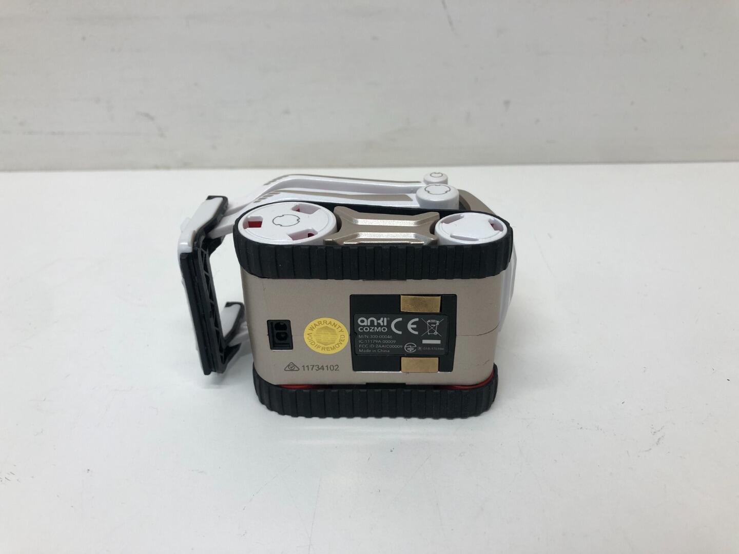 Anki Cozmo Robot Base Kit with Tread Pack (000-00067)