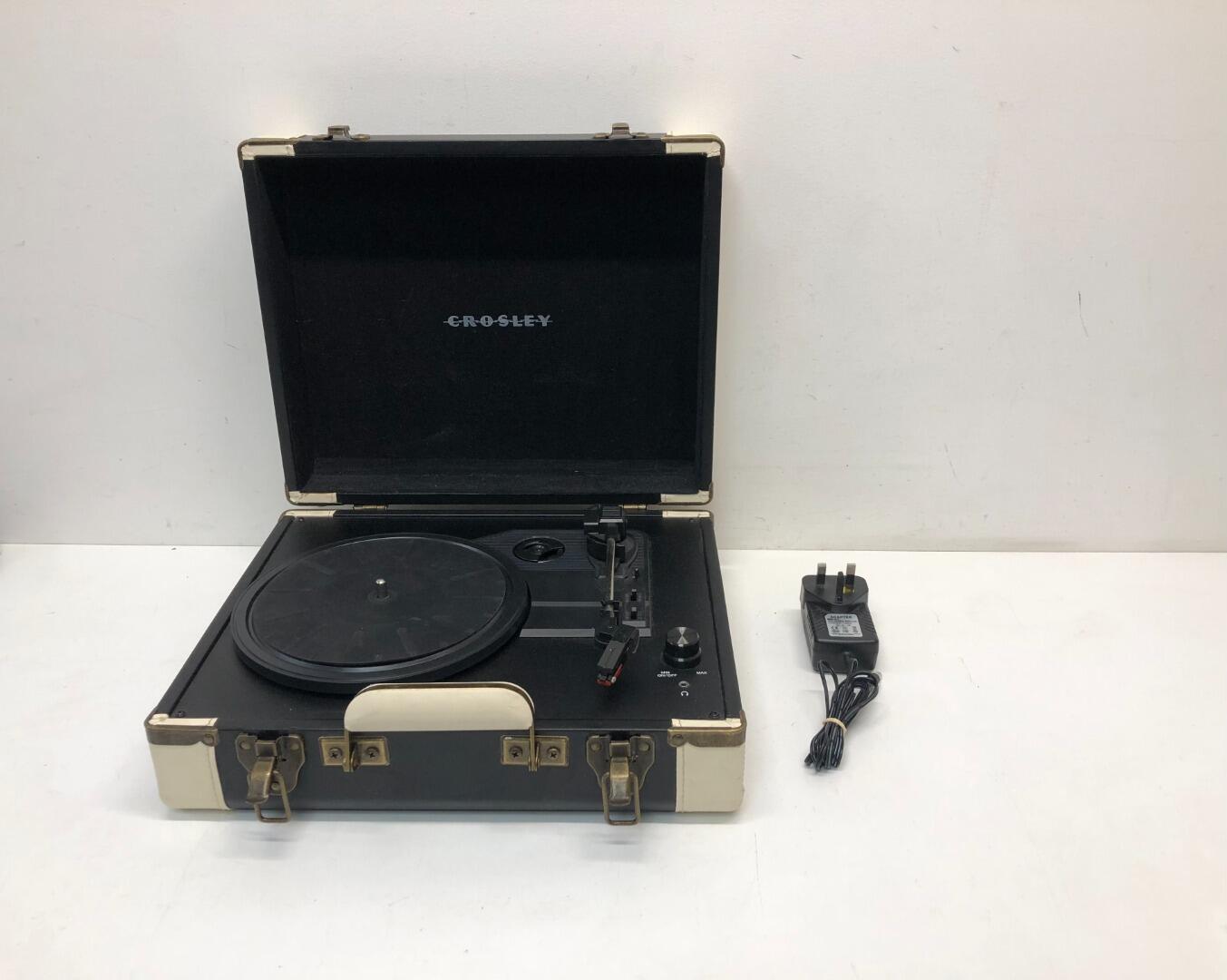 Crosley Briefcase Turntable