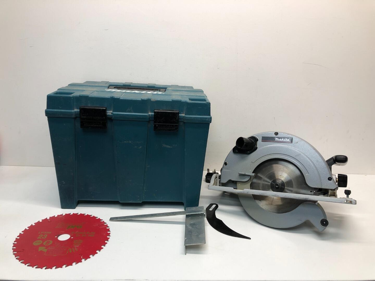 Makita 5903R Circular Saw