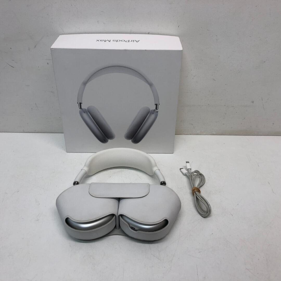ベ*ガ様 AirPods Max with Smart Case Genuine Apple AirPods Max With Smart Case - Space Grey