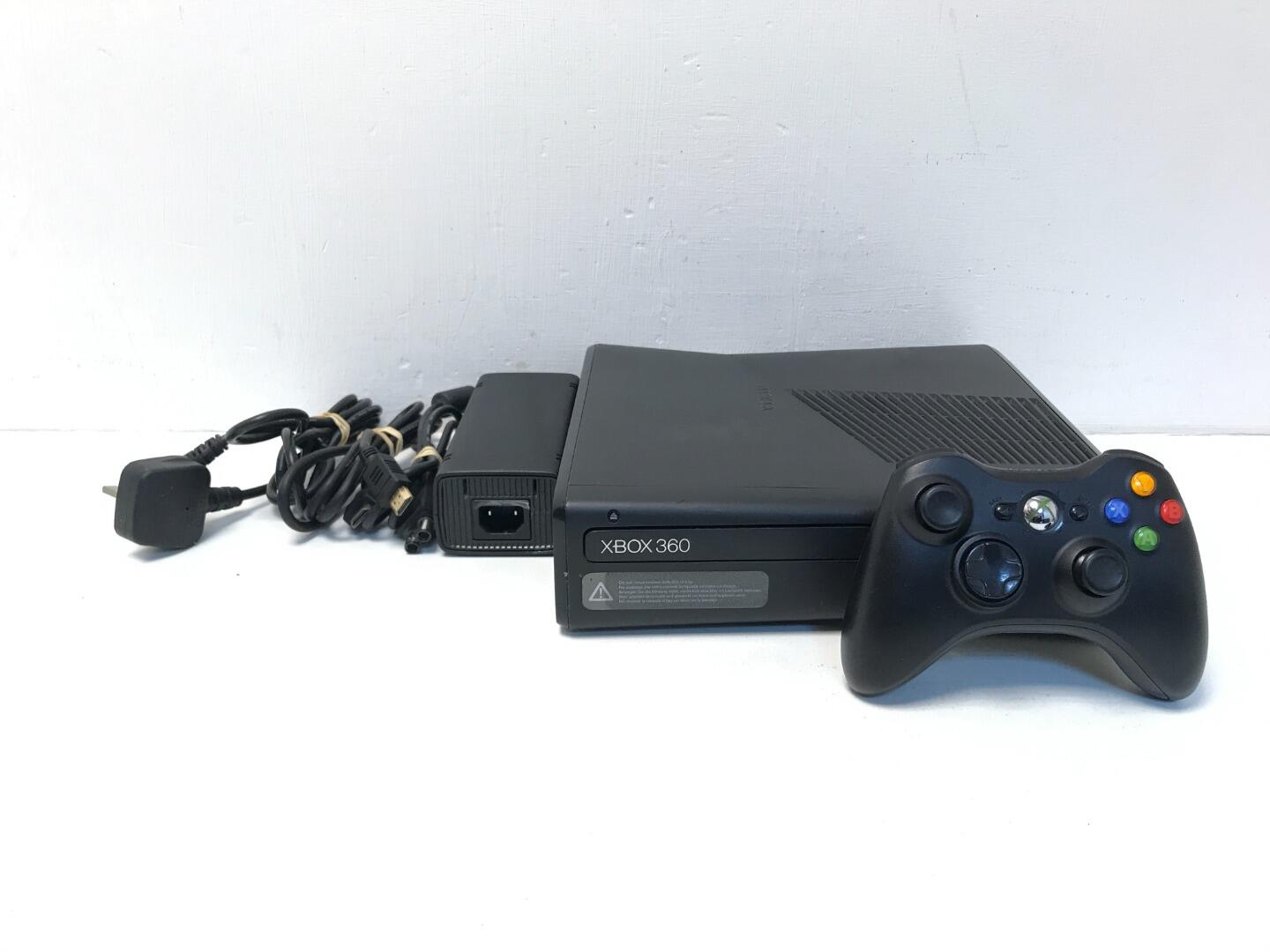 Xbox 360 Slim Black Wi-Fi Console 250gb + HDMI + Genuine Controller +  Kinect