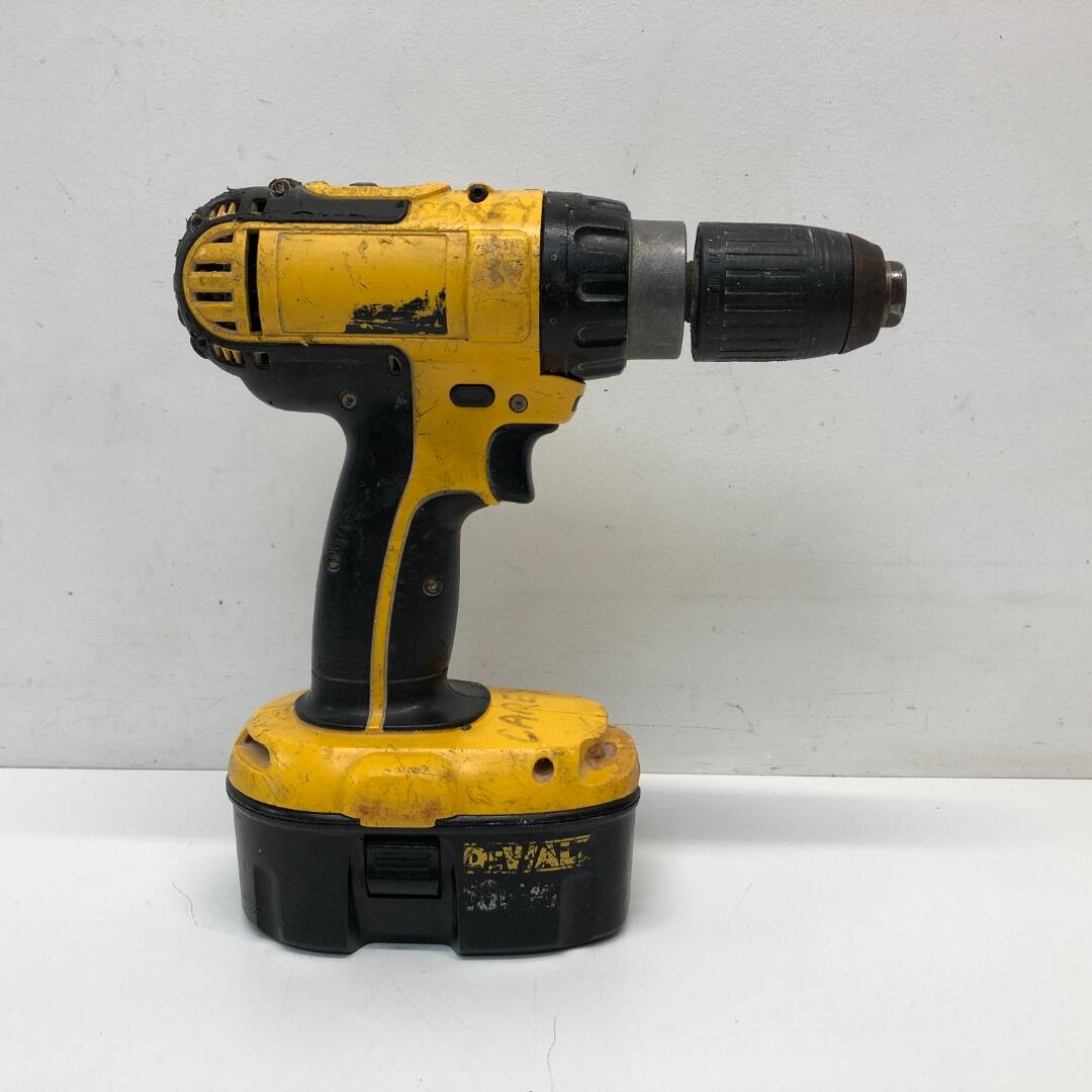 DeWalt 18V NiCd Cordless Hammer Drill