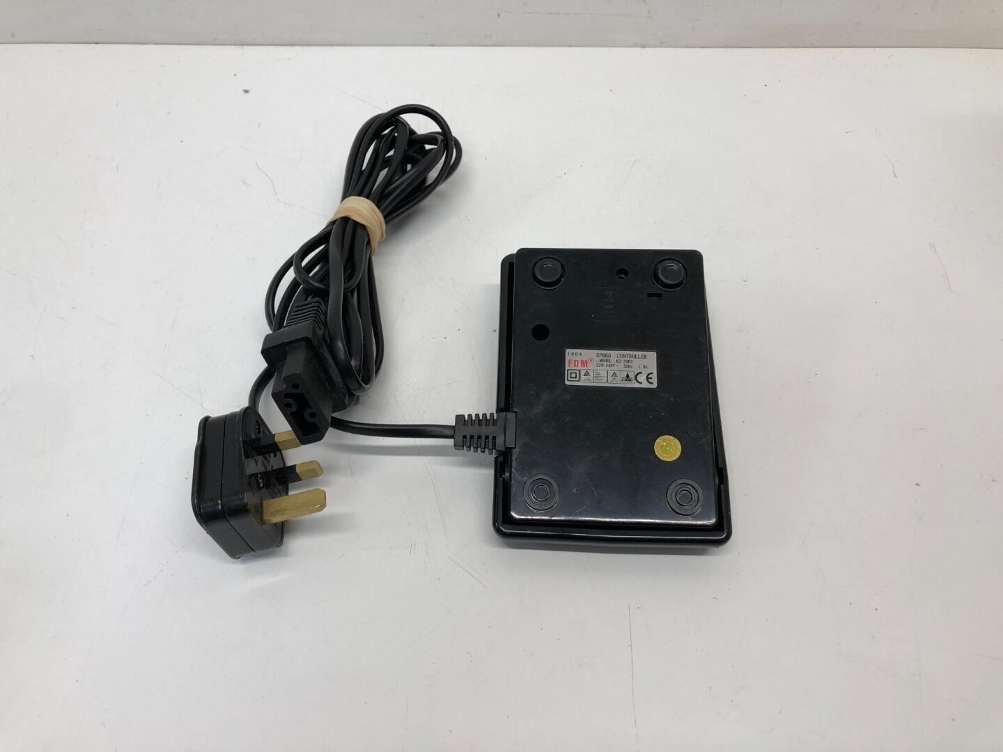 E & R Classic KPN400 Electric Sewing Machine