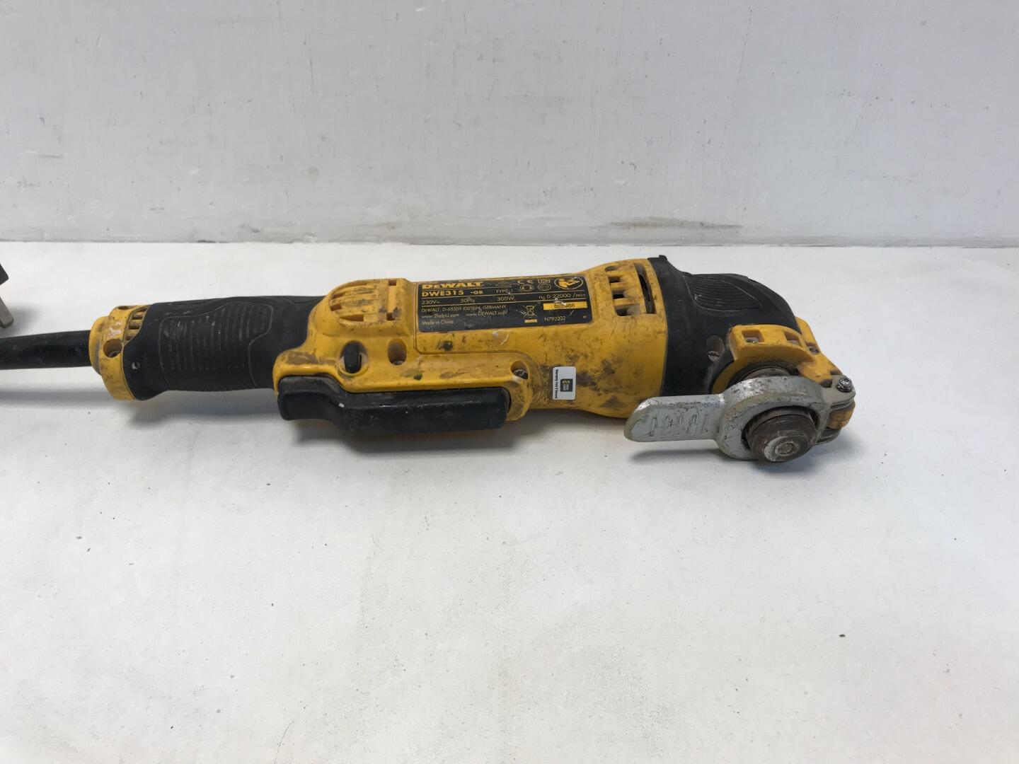 Dewalt DWE315 240V 300W Multi Tool
