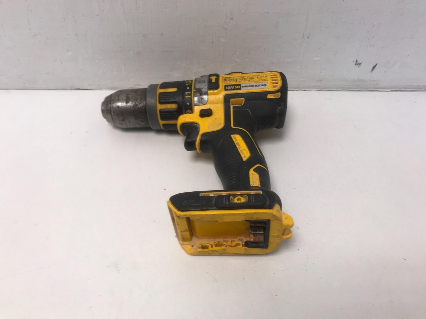 DeWalt DCD795 XR Lithium Ion Cordless Hammer Drill Body Only