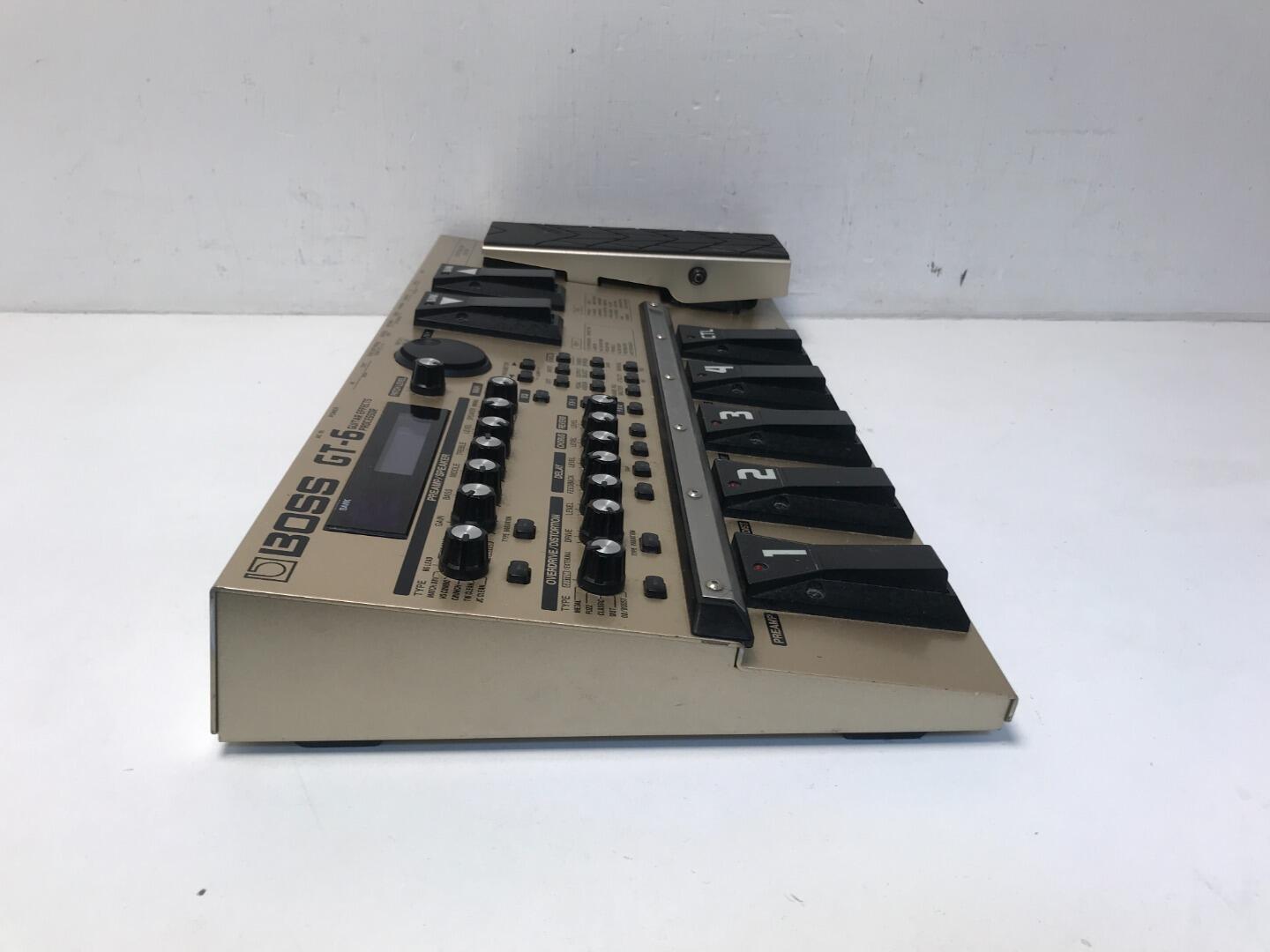 Boss GT6 Guitar Effects Processor