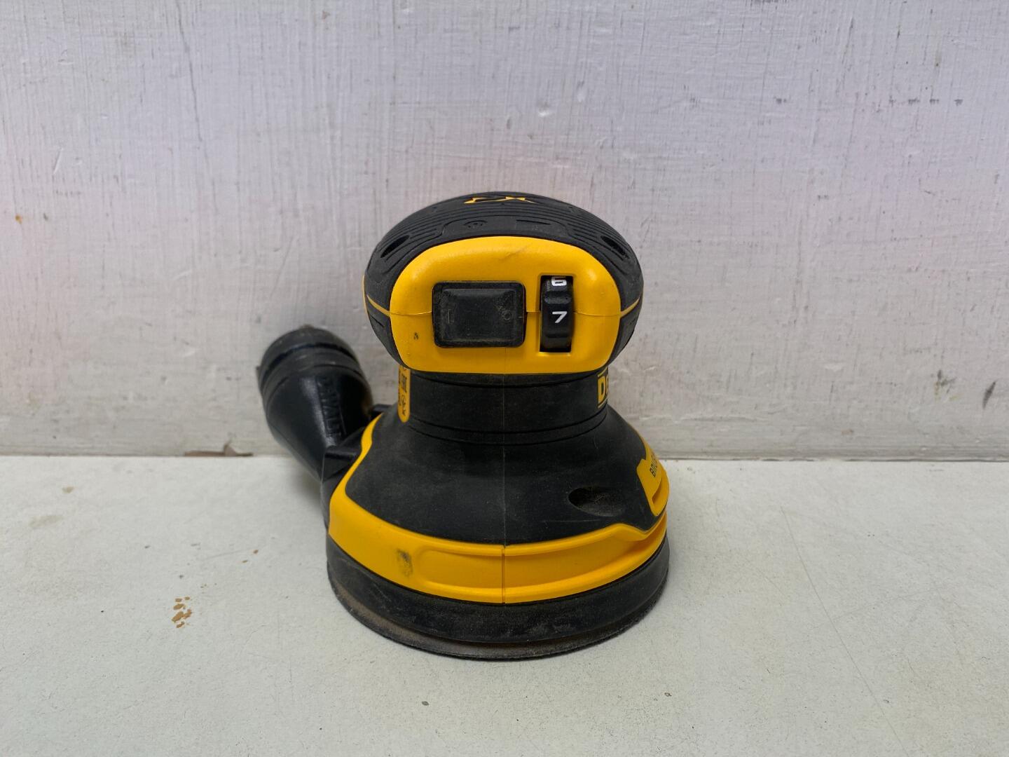 DeWalt DCW210 Brushless Random Orbital Sander - Body Only