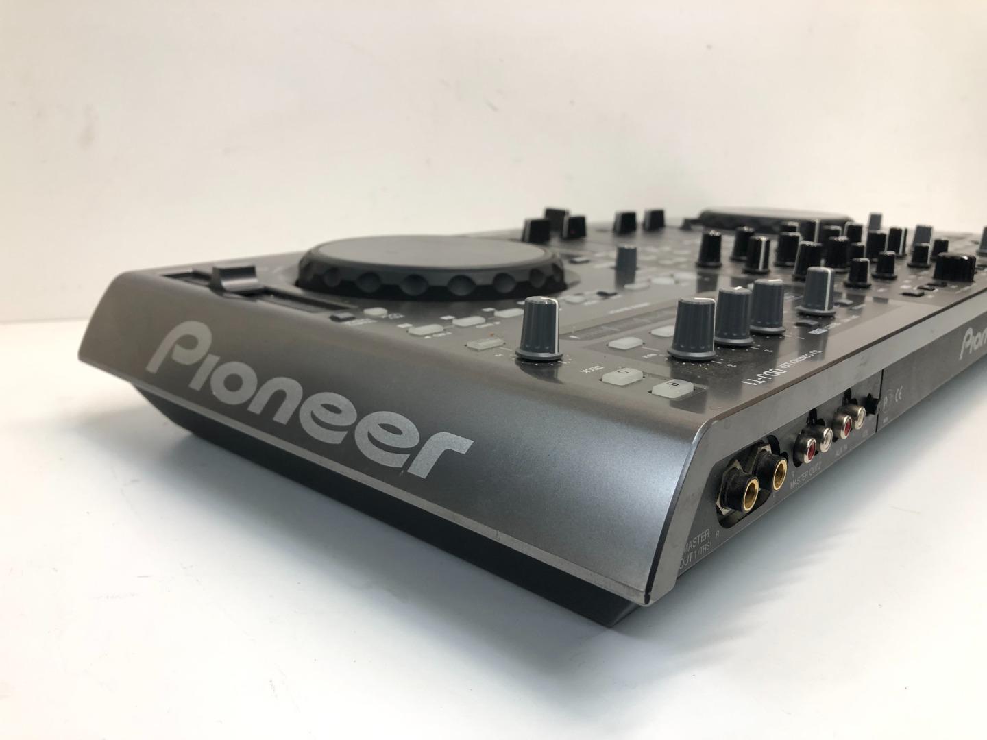 Pioneer DDJ-T1 DJ Controller