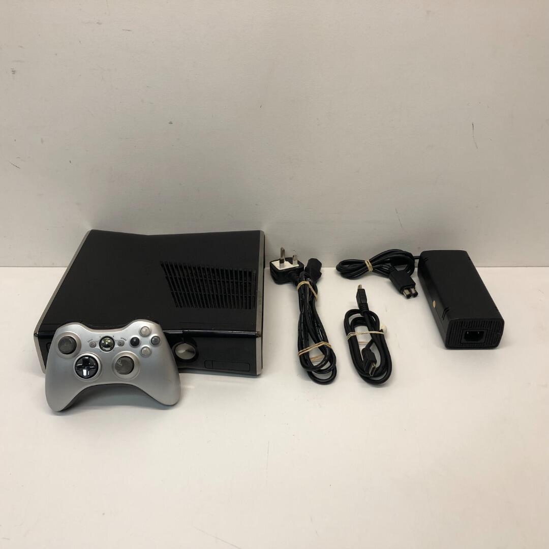 USADO - Xbox 360 Slim 250GB Black Piano - Microsoft