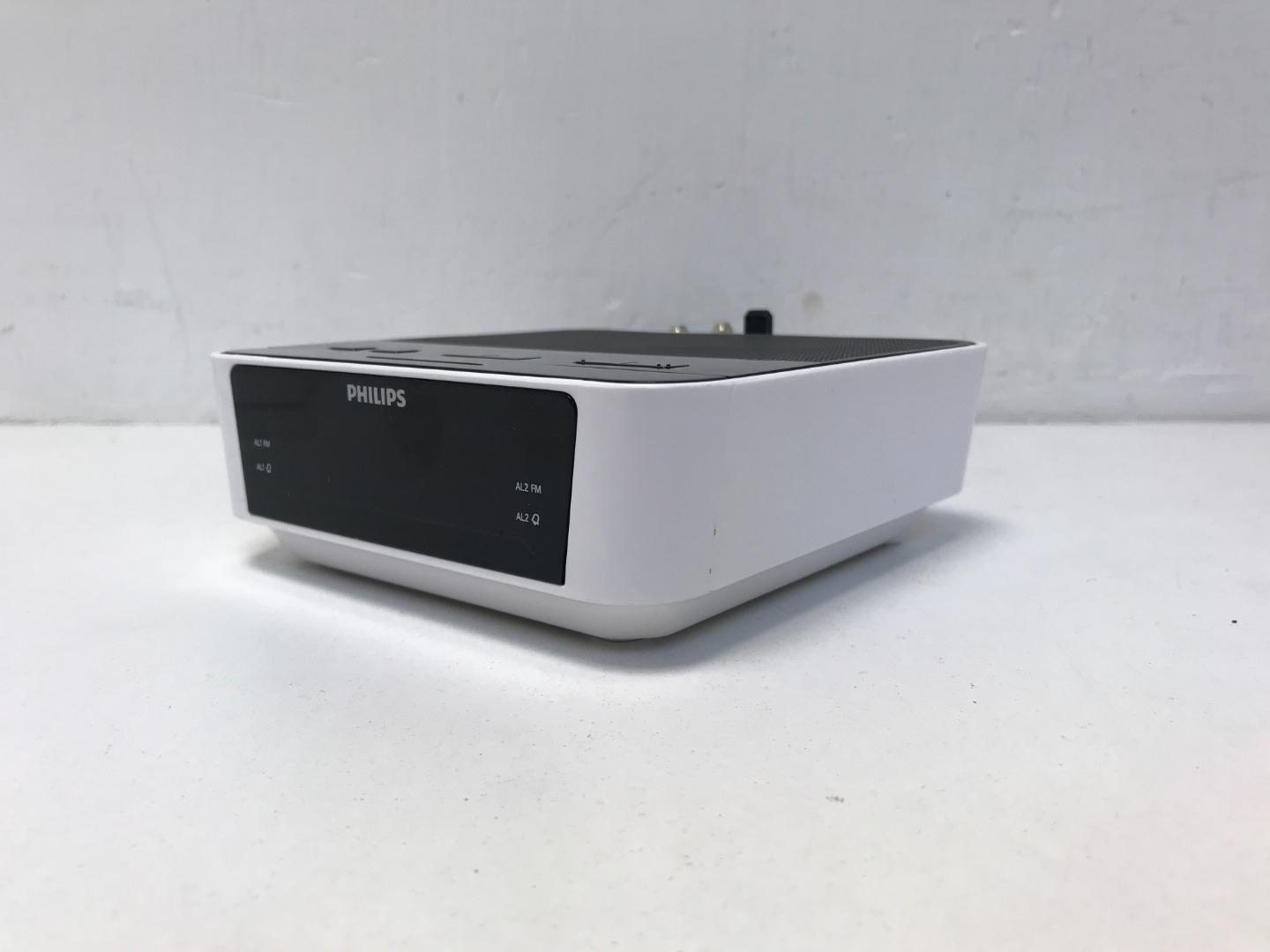 Philips AJ3115/05 Digital Alarm Clock Radio