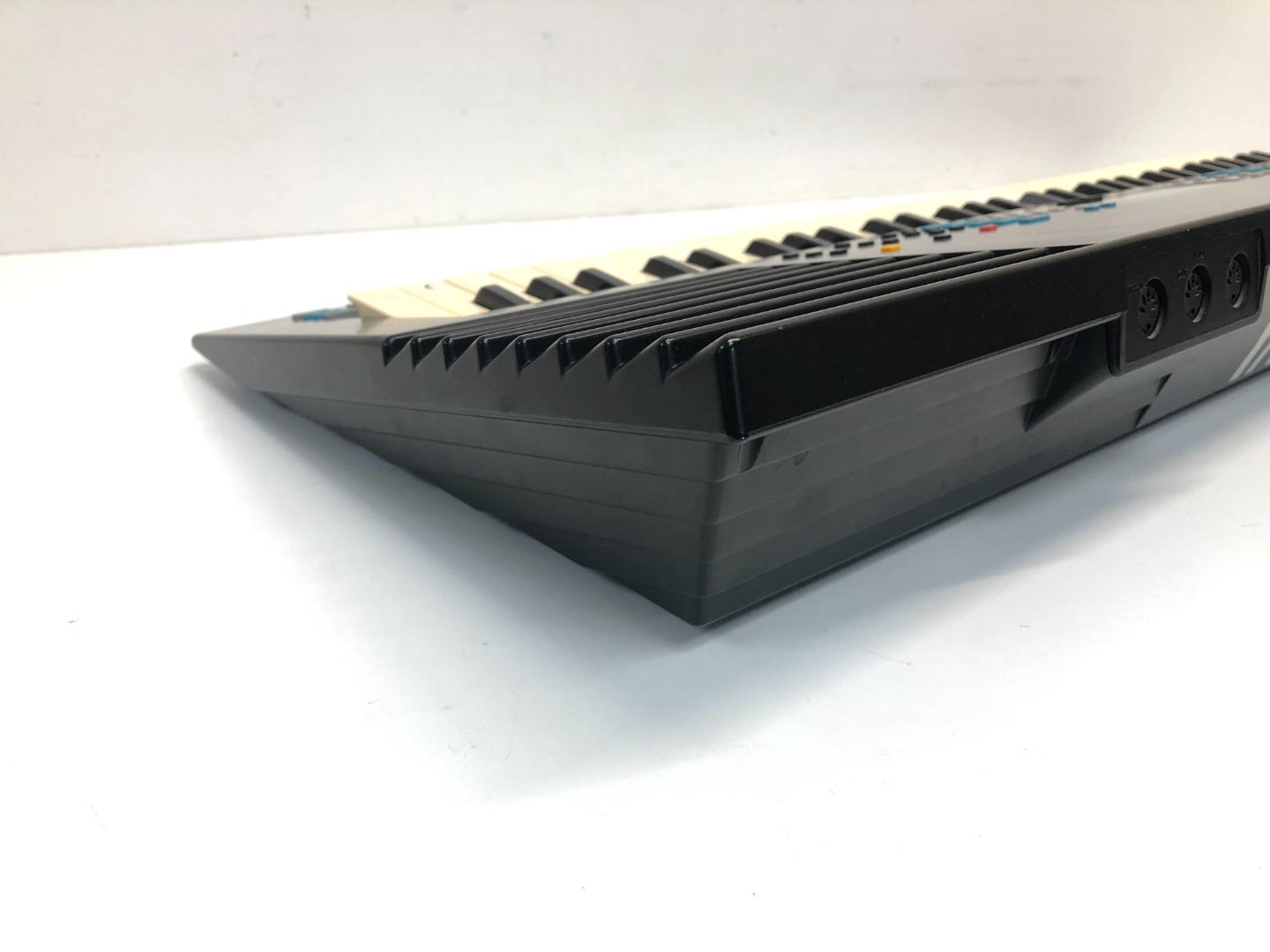 Yamaha PortaSound PSS-780 Keyboard