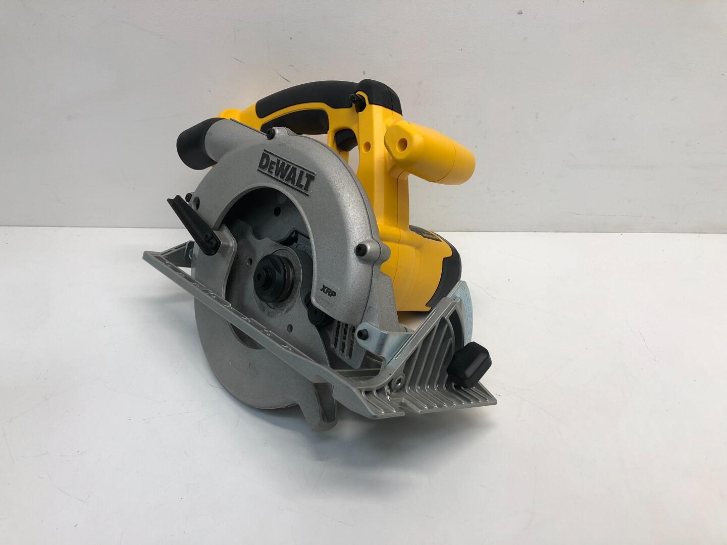 DeWalt DC390 18V Cordless Circular Saw Unit Only
