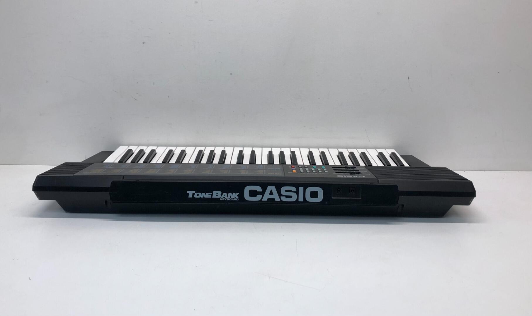 Casio CA-301 ToneBank Electric Keyboard
