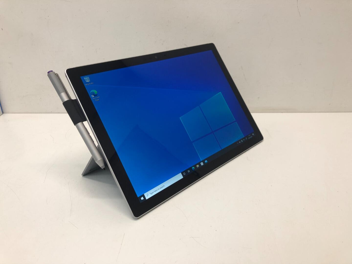 Microsoft Surface Pro 5th Gen 12.3'' 8GB RAM 256GB Windows 10 Pro