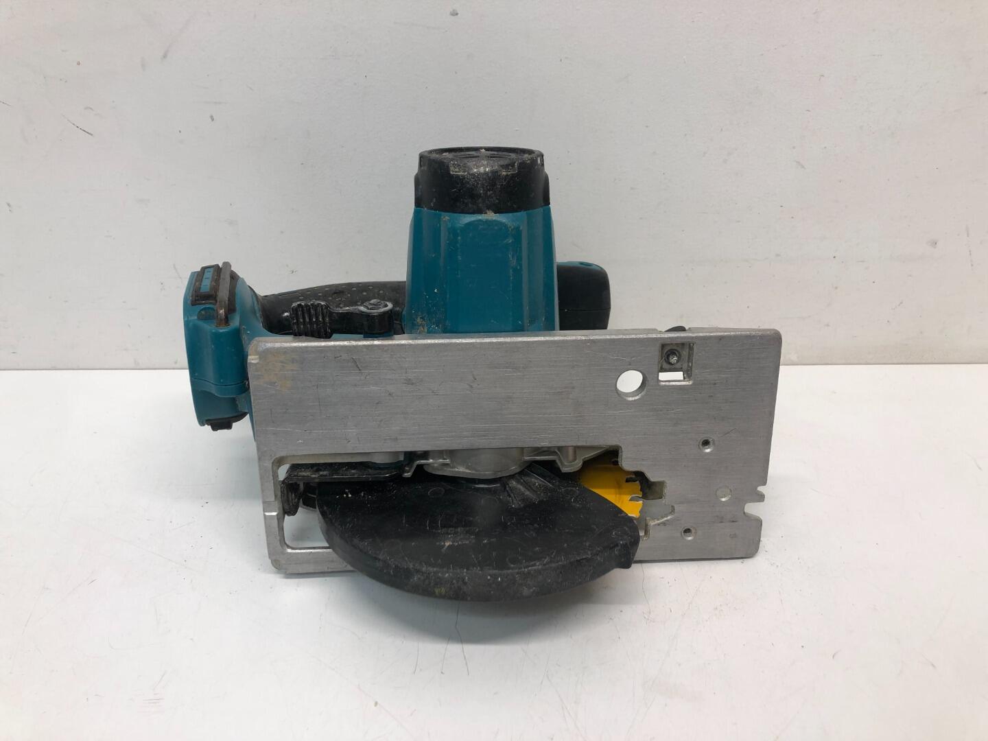 Interruttore A Grilletto Per 4331D 4333D 4334D BSS611 DSS611 Sega Circolare JigSaw Pezzo Di Ricambio Regolazione Pulsante Parte Utensile Elettrico - Foto 2