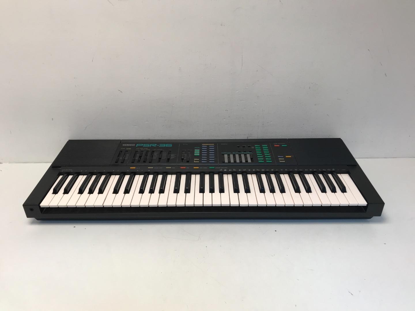 Yamaha PSR36 Electric Keyboard