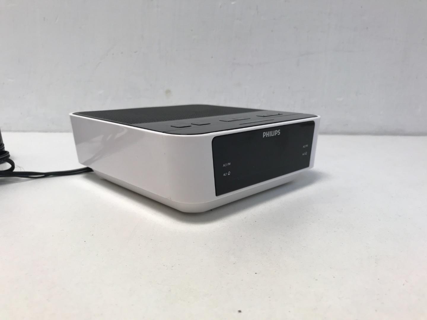 Philips AJ3115/05 Digital Alarm Clock Radio