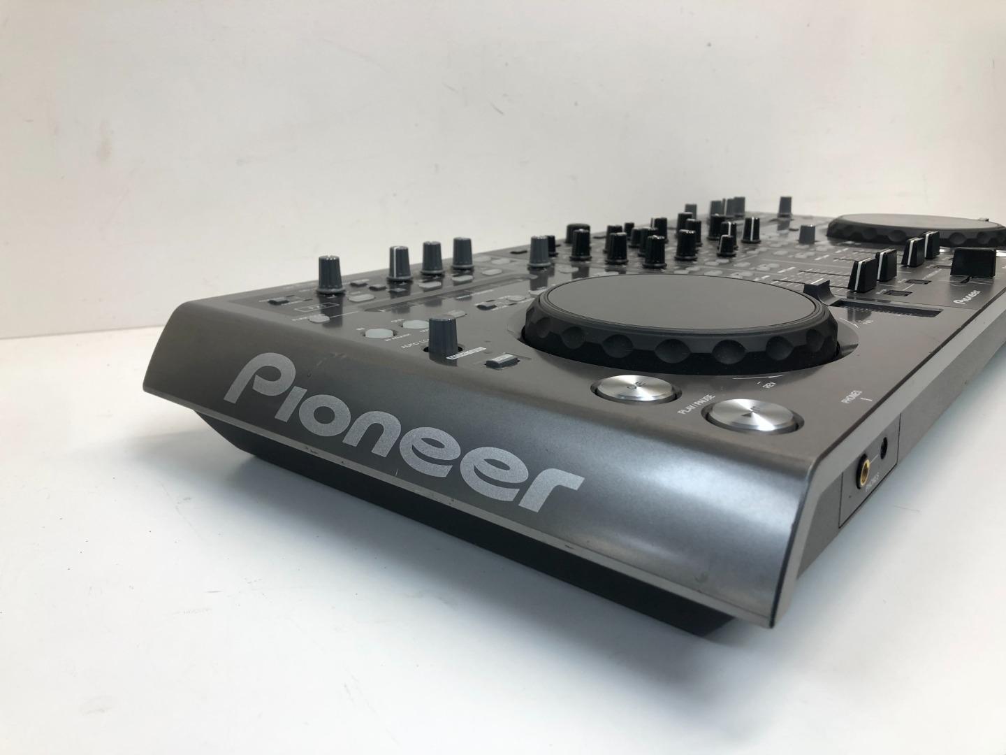 Pioneer DDJ-T1 DJ Controller