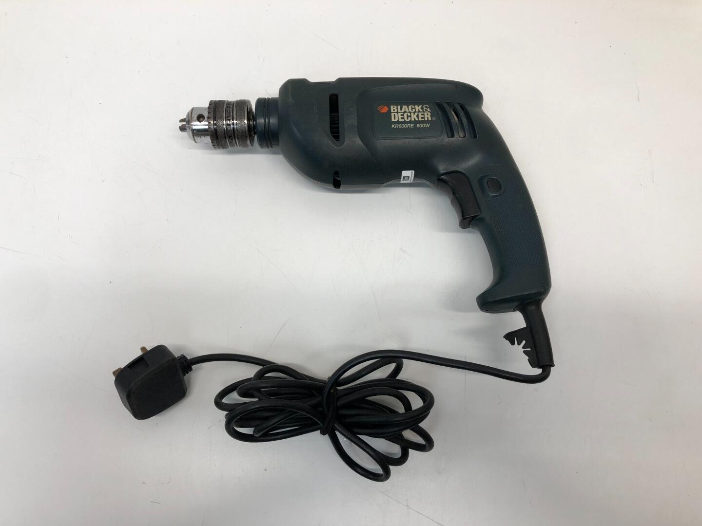 Black and best sale decker 600w drill