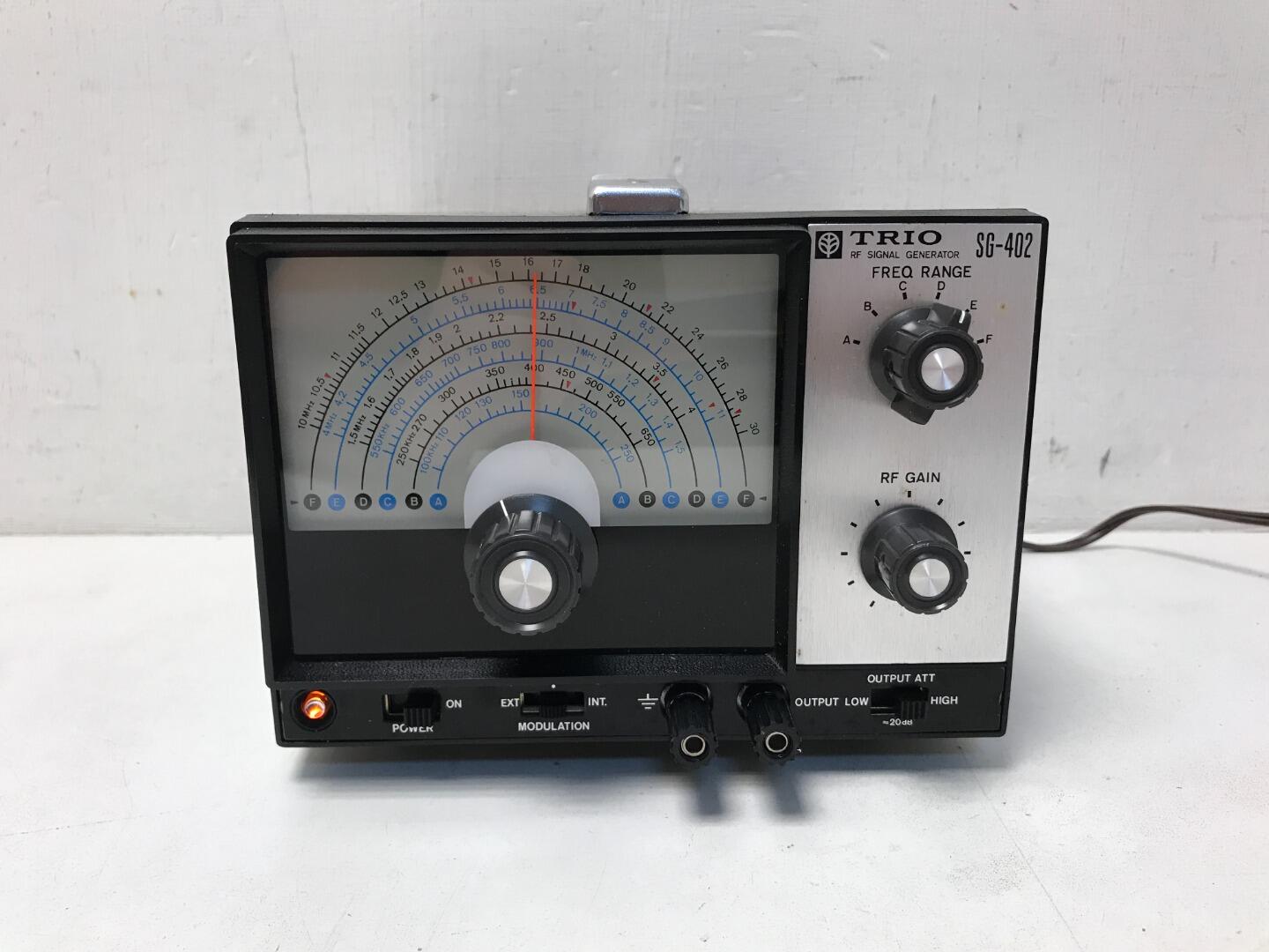 ト長】 TRIO トリオ RF シグナルジェネレーター SG-402 信号発生器 