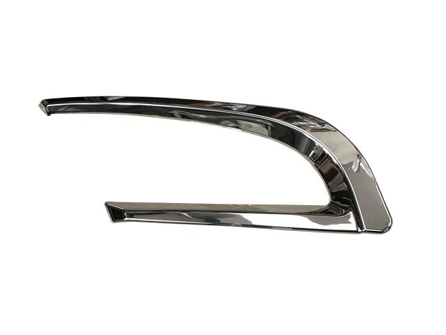 This is an image of Scania Grille Garnish R/H 2031035 190391ALT HGV Truck Part