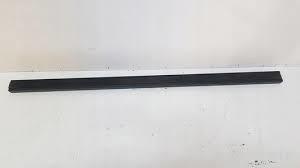 This is an image of VTP Part Number: 190493 | Scania Middle / Lower Profile, Lower Grille HGV Truck Part
