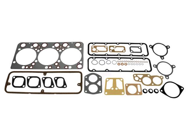 This is an image of Scania Cylinder Head Set 550226 551456 551513 551427 550183 550151 101133 HGV Truck Part